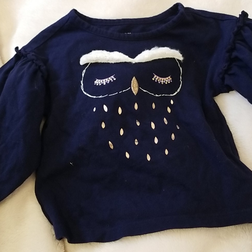 Very cute Shirt size 2, for baby girl good conditi